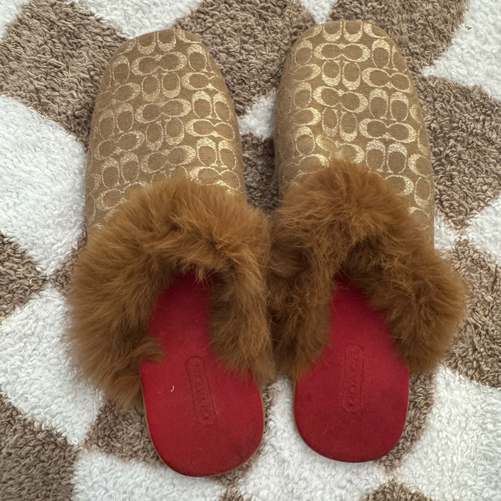 Coach Slippers Size 7